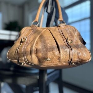 Vintage Burberry Shoulder bag Tan Elegant Brown Leather Handbag Gold hardware